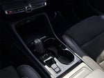 2022 XC40 Thumbnail 31
