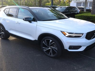 Photo of a 2022 Volvo XC40 T4 R-Design 4DR SUV for sale