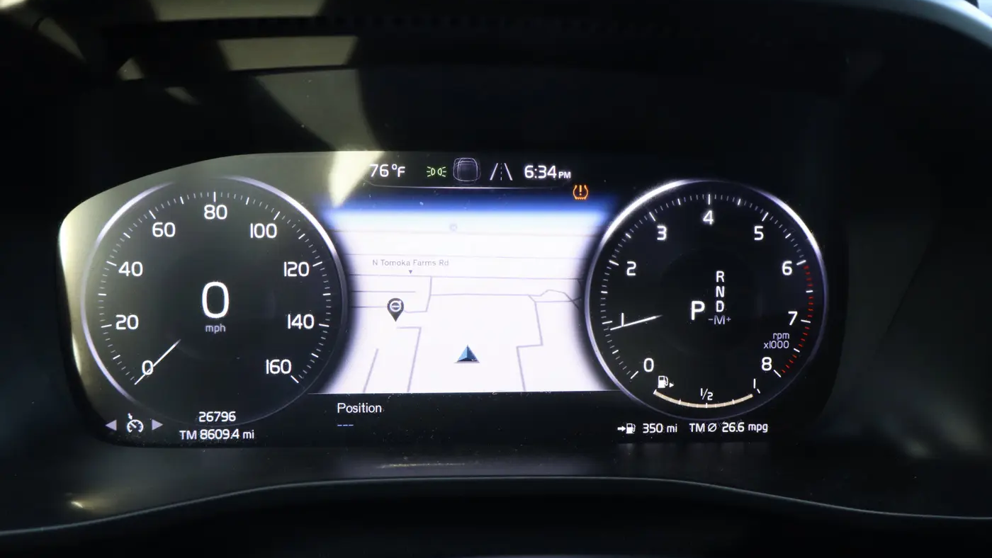 2022 Volvo XC40 T4 R-Design