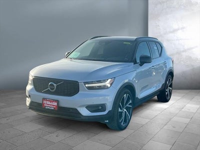 2020 Volvo XC40 T4 R-Design 4DR SUV
