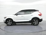 2020 XC40 Thumbnail 9