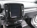 2020 XC40 Thumbnail 10