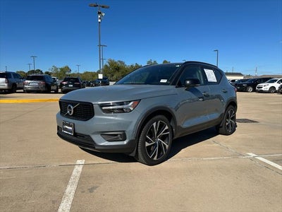 Photo of a 2020 Volvo XC40 T4 R-Design 4DR SUV for sale