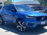 2020 XC40 Thumbnail 2