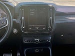 2020 XC40 Thumbnail 6