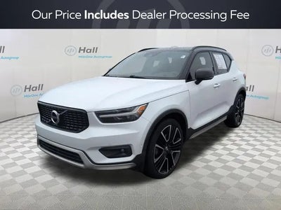 Photo of a 2019 Volvo XC40 T4 R-Design 4DR SUV for sale