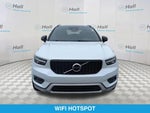 2019 XC40 Thumbnail 2