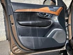 2017 XC90 Thumbnail 27
