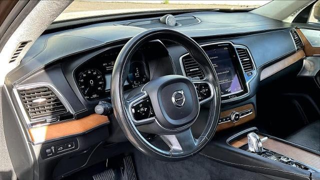 2017 Volvo XC90 T8 eAWD Inscription