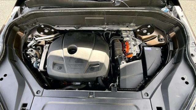 2017 Volvo XC90 T8 eAWD Inscription