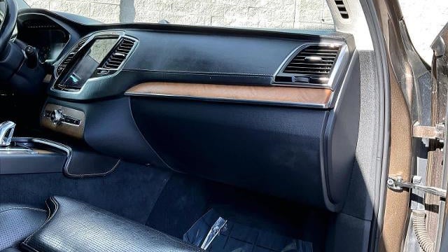 2017 Volvo XC90 T8 eAWD Inscription