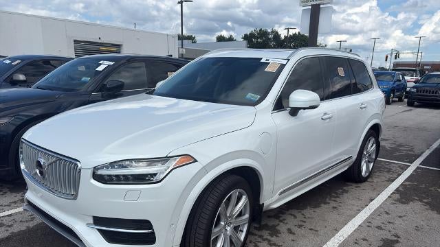 2017 Volvo XC90 T8 eAWD Inscription
