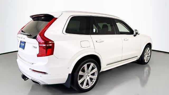 2017 Volvo XC90 T8 eAWD Inscription