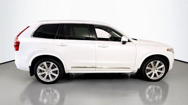 2017 Volvo XC90 T8 eAWD Inscription