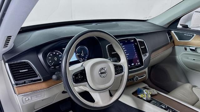 2017 Volvo XC90 T8 eAWD Inscription