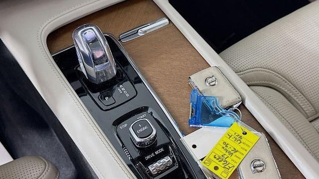 2017 Volvo XC90 T8 eAWD Inscription