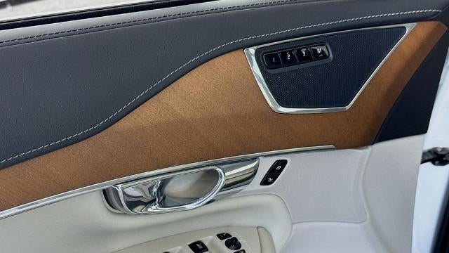 2017 Volvo XC90 T8 eAWD Inscription