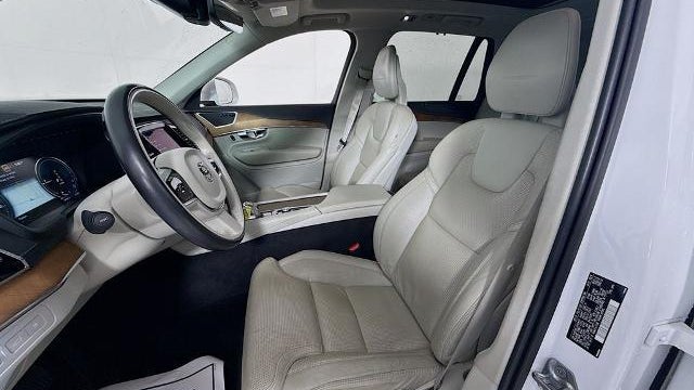 2017 Volvo XC90 T8 eAWD Inscription