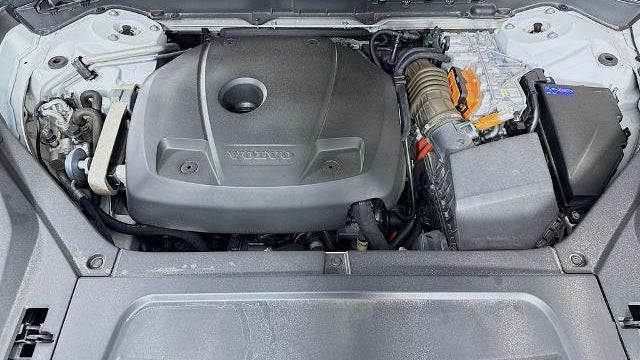 2017 Volvo XC90 T8 eAWD Inscription