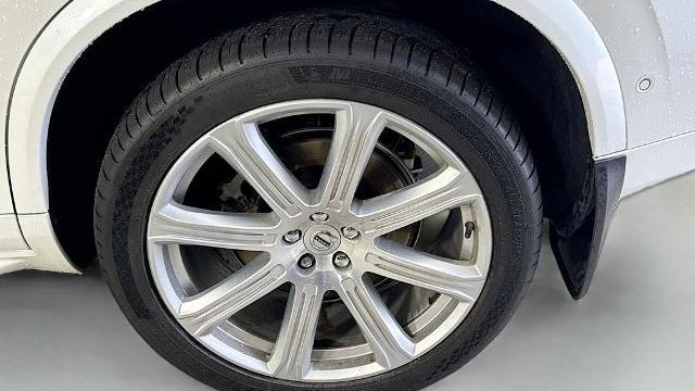 2017 Volvo XC90 T8 eAWD Inscription