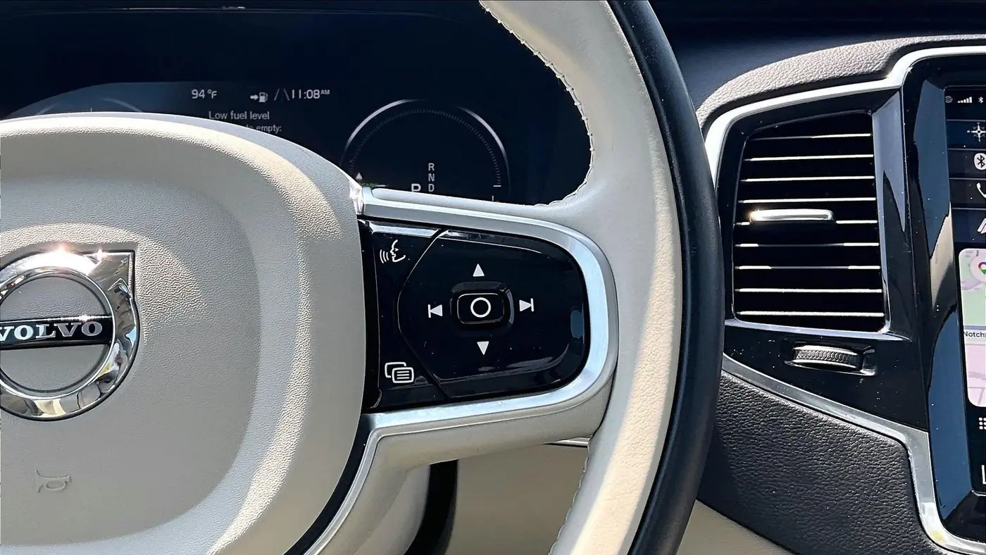 2022 Volvo XC90 Recharge T8 Inscription 7P