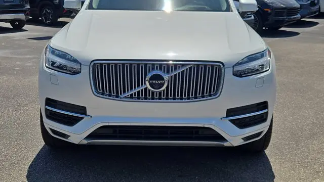 2019 Volvo XC90 T8 eAWD Inscription