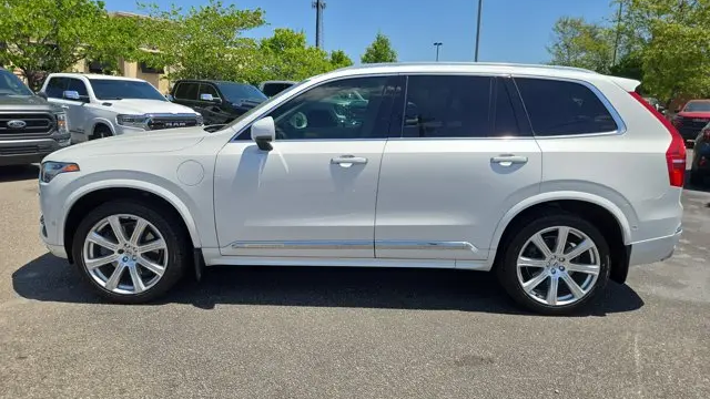 2019 Volvo XC90 T8 eAWD Inscription