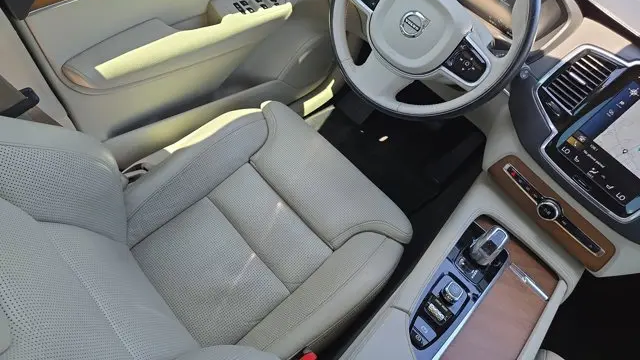 2019 Volvo XC90 T8 eAWD Inscription