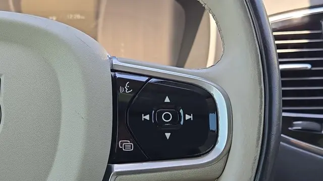 2019 Volvo XC90 T8 eAWD Inscription