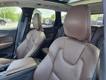 2020 XC60 Thumbnail 29