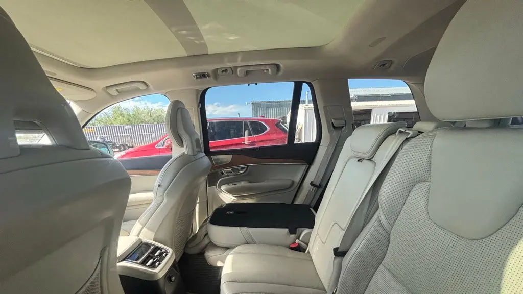 2018 Volvo XC90 T8 eAWD Inscription