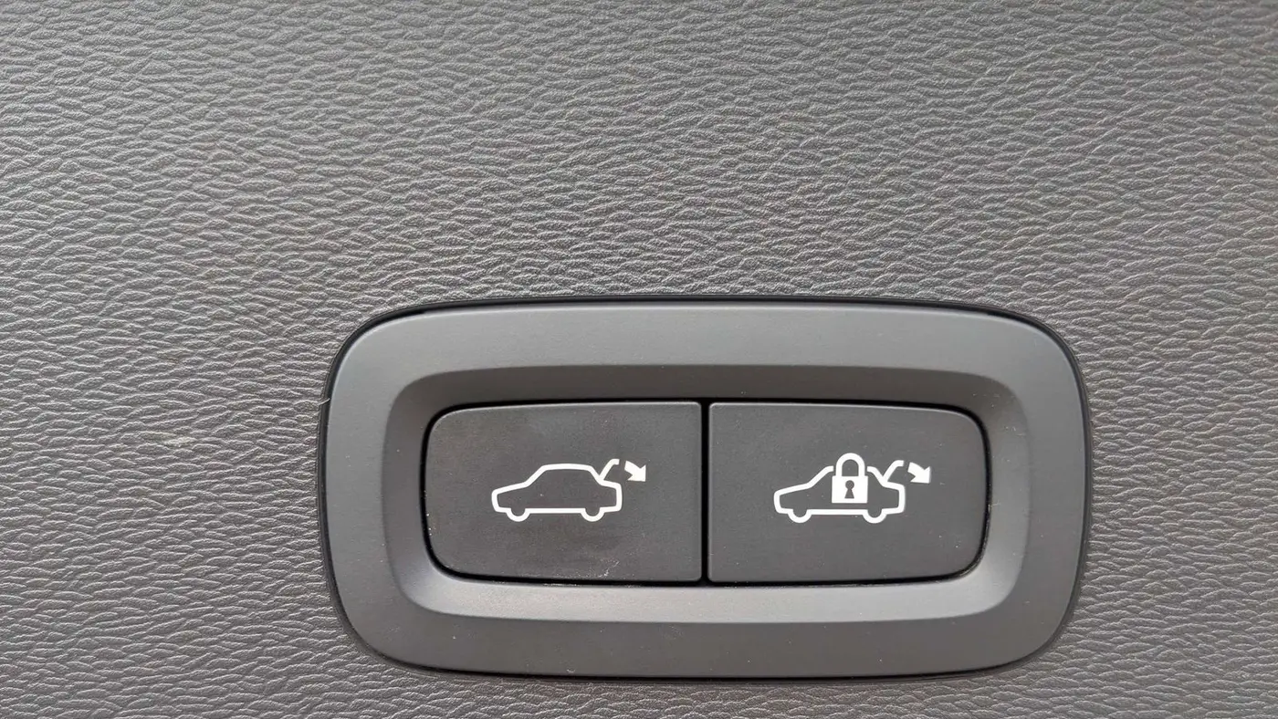 2023 Volvo C40 Recharge Twin Plus