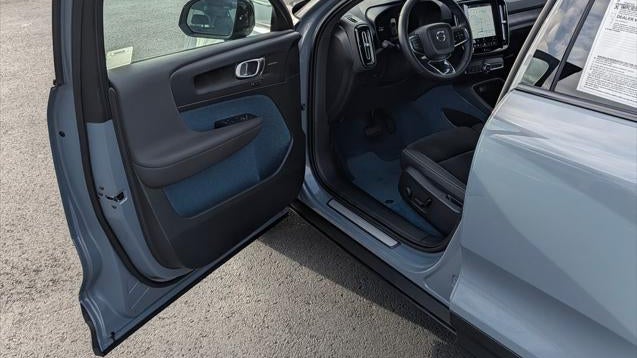 2023 Volvo C40 Recharge Twin Ultimate