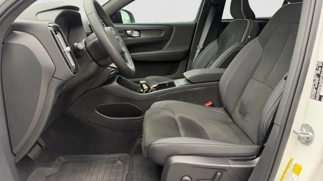2023 Volvo C40 Recharge Twin Ultimate