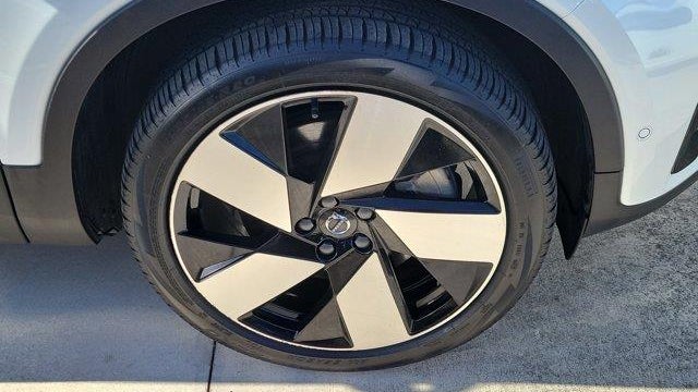 2023 Volvo C40 Recharge Twin Ultimate