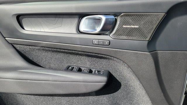 2023 Volvo C40 Recharge Twin Ultimate