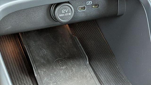 2021 Volvo XC40 Recharge Pure Electric P8