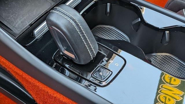 2021 Volvo XC40 Recharge Pure Electric P8