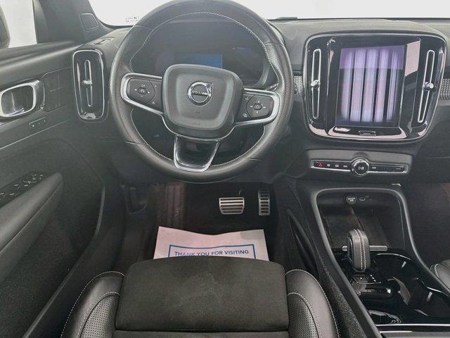 2021 Volvo XC40 - $22,869