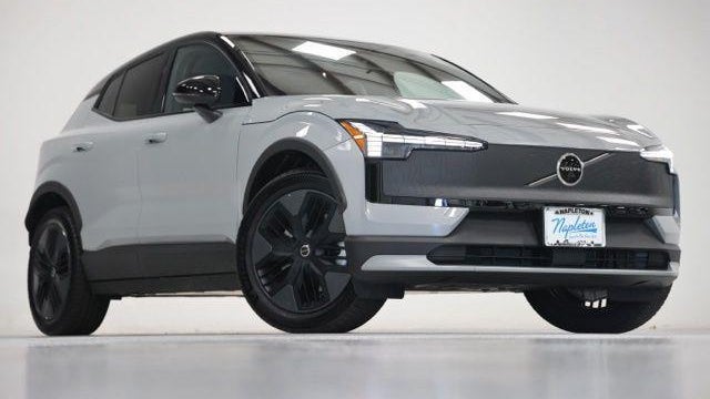 Preowned 2026 Volvo EX30 Cross Country Twin Ultra for Sale