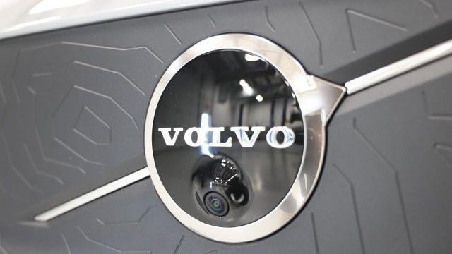 2026 Volvo EX30 Cross Country Twin Ultra