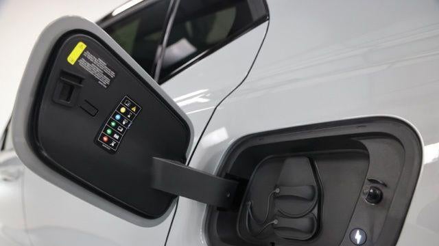 2026 Volvo EX30 Cross Country Twin Ultra