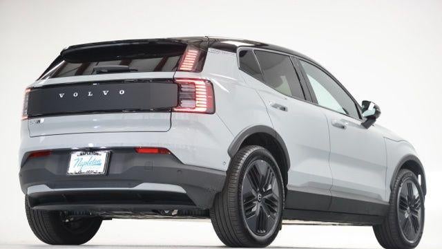 2026 Volvo EX30 Cross Country Twin Ultra