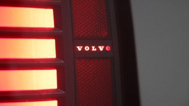 2026 Volvo EX30 Cross Country Twin Ultra