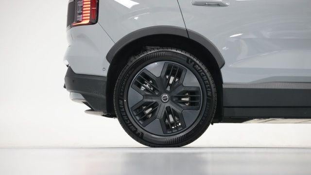 2026 Volvo EX30 Cross Country Twin Ultra
