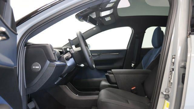 2026 Volvo EX30 Cross Country Twin Ultra