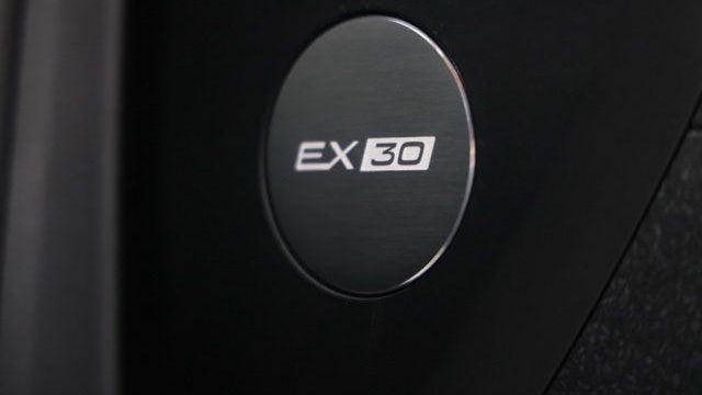 2026 Volvo EX30 Cross Country Twin Ultra