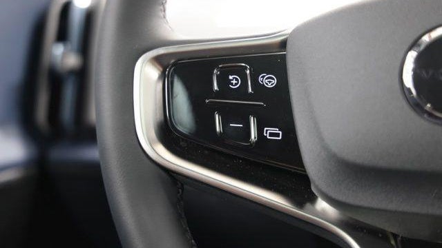 2026 Volvo EX30 Cross Country Twin Ultra