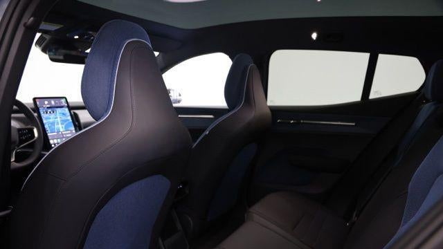 2026 Volvo EX30 Cross Country Twin Ultra