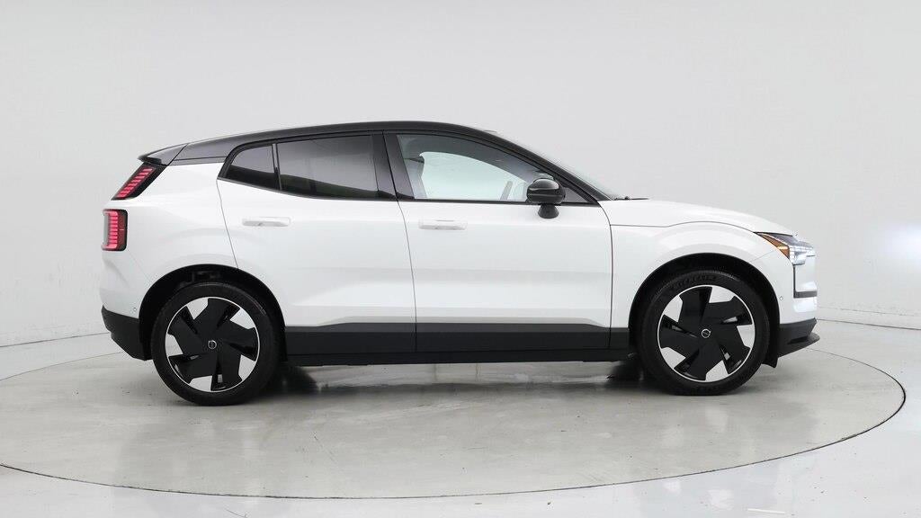 2025 Volvo EX30 Twin Ultra
